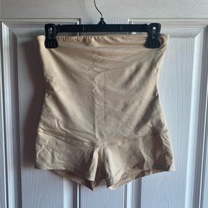 Maidenform Shapewear